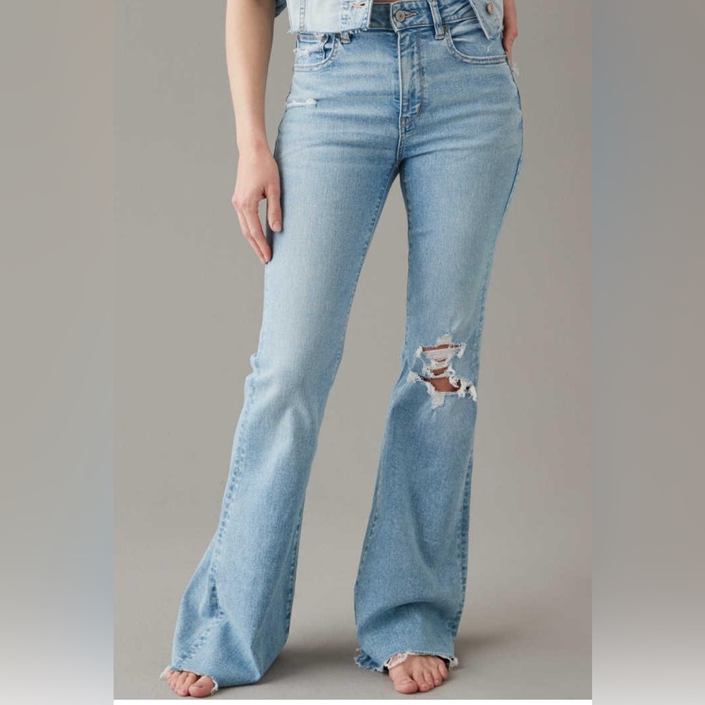 American Eagle High Waisted Flare Jean size 6 long